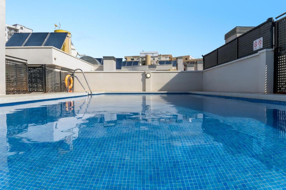 -Malagasunapts- Stylish City Centre Pool&Parking Exterior foto